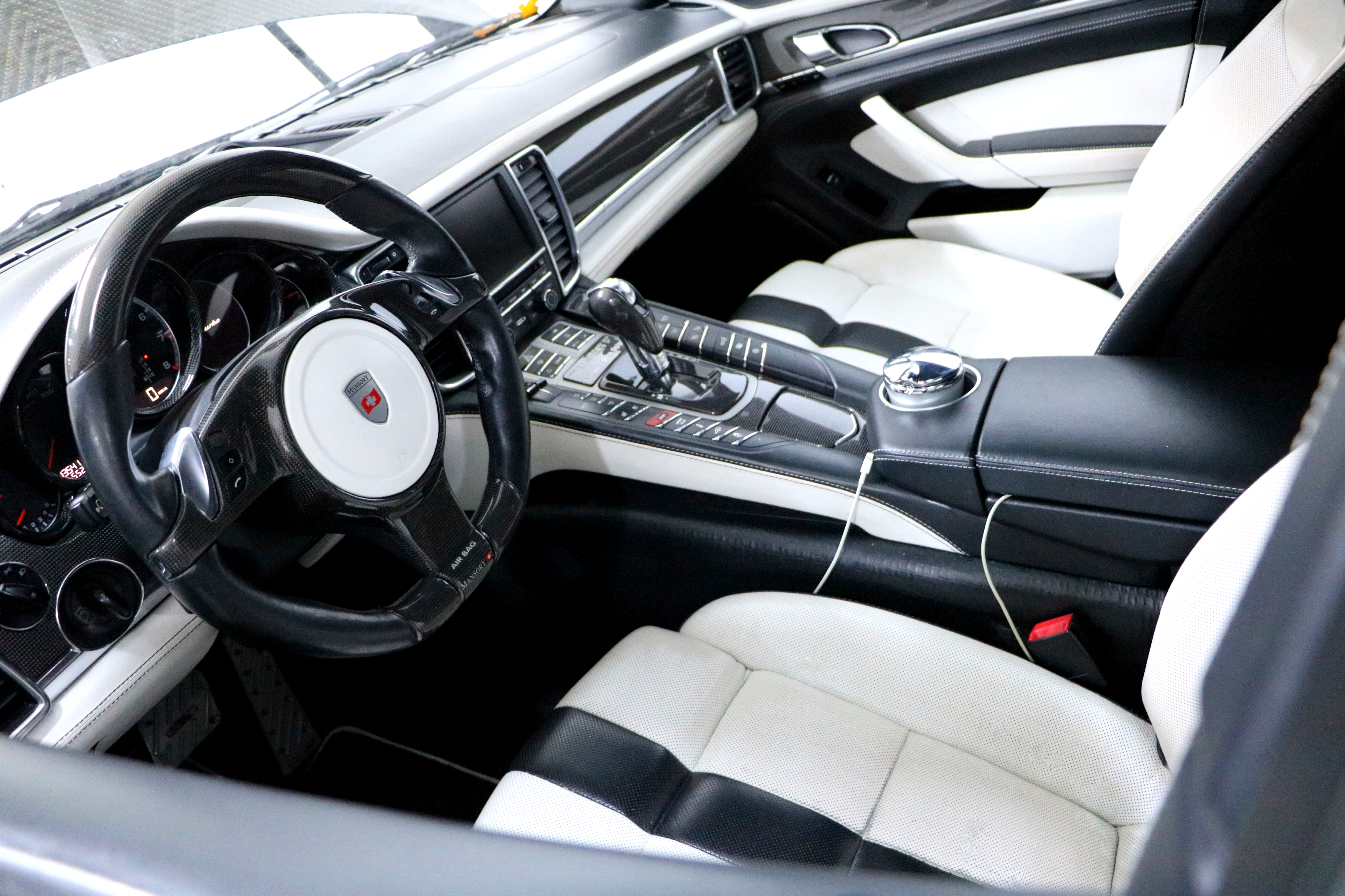 Porsche carplay Nobel Auto Service electrica electronica mecanica
