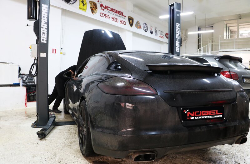 Porsche Panamera service auto mecanica electrica electronica Bucuresti